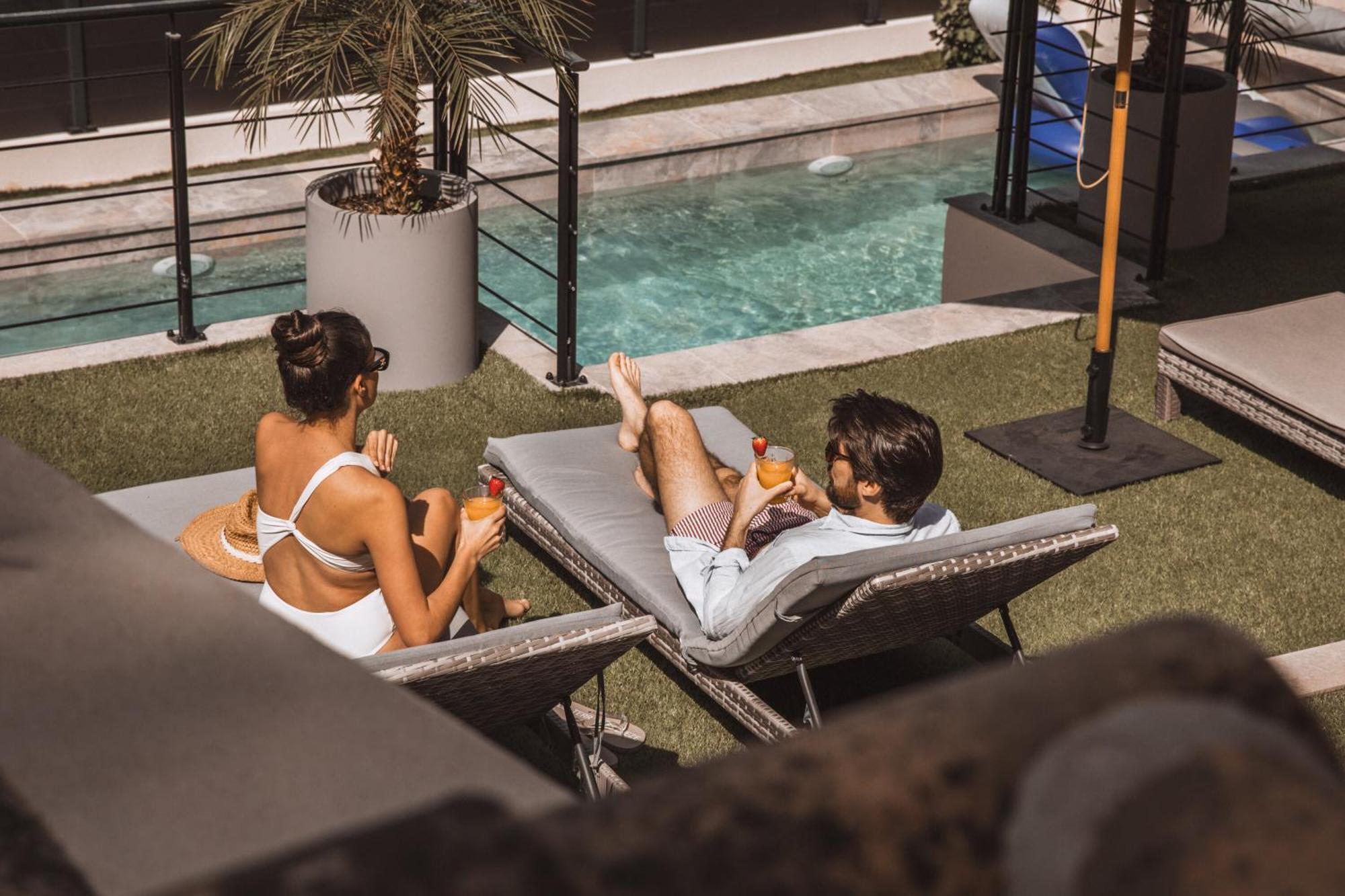Piscine-Jacuzzi-Videoprojecteur-Clim La Perle Rare Villa Mougins Bagian luar foto
