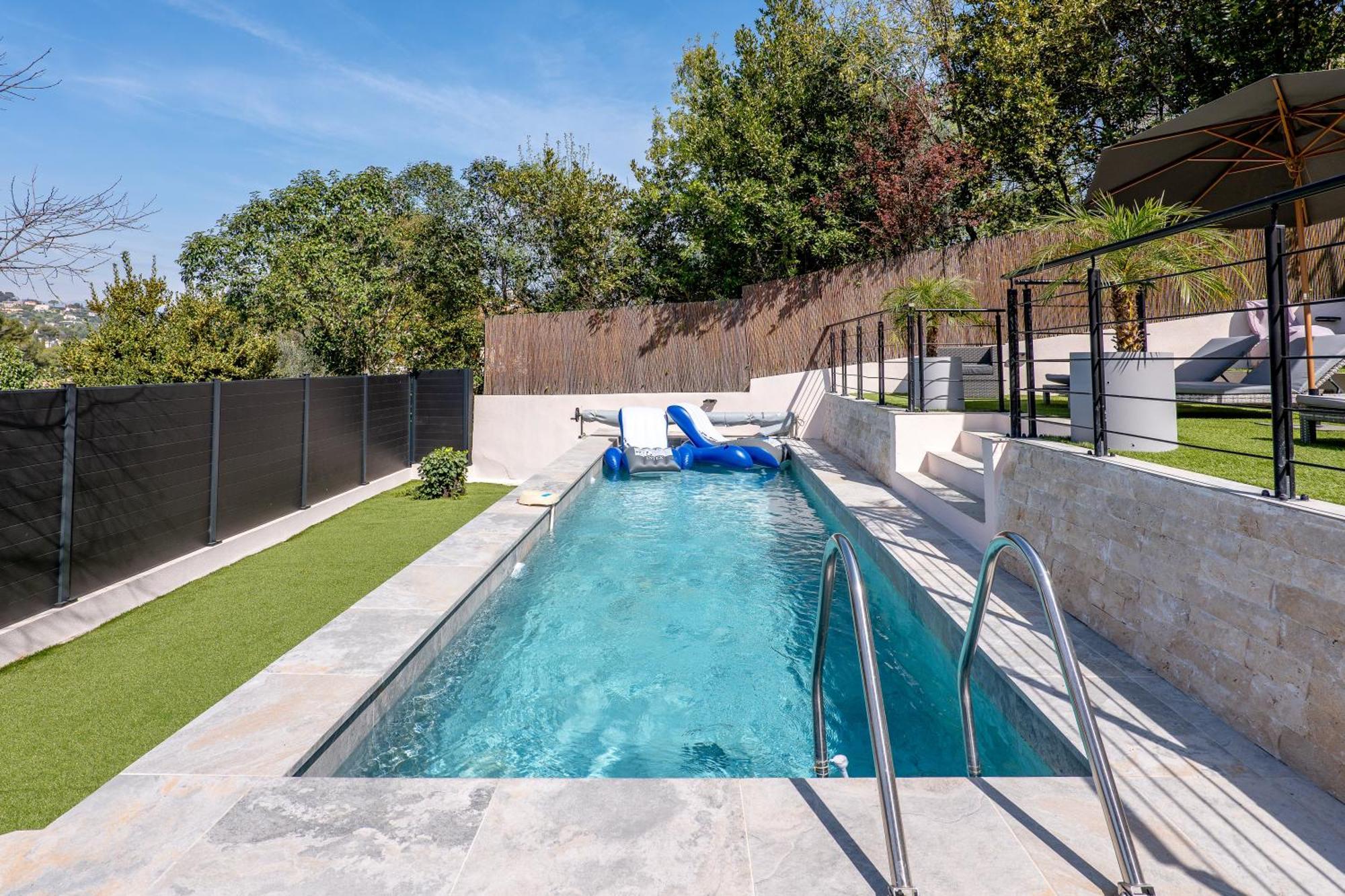 Piscine-Jacuzzi-Videoprojecteur-Clim La Perle Rare Villa Mougins Bagian luar foto