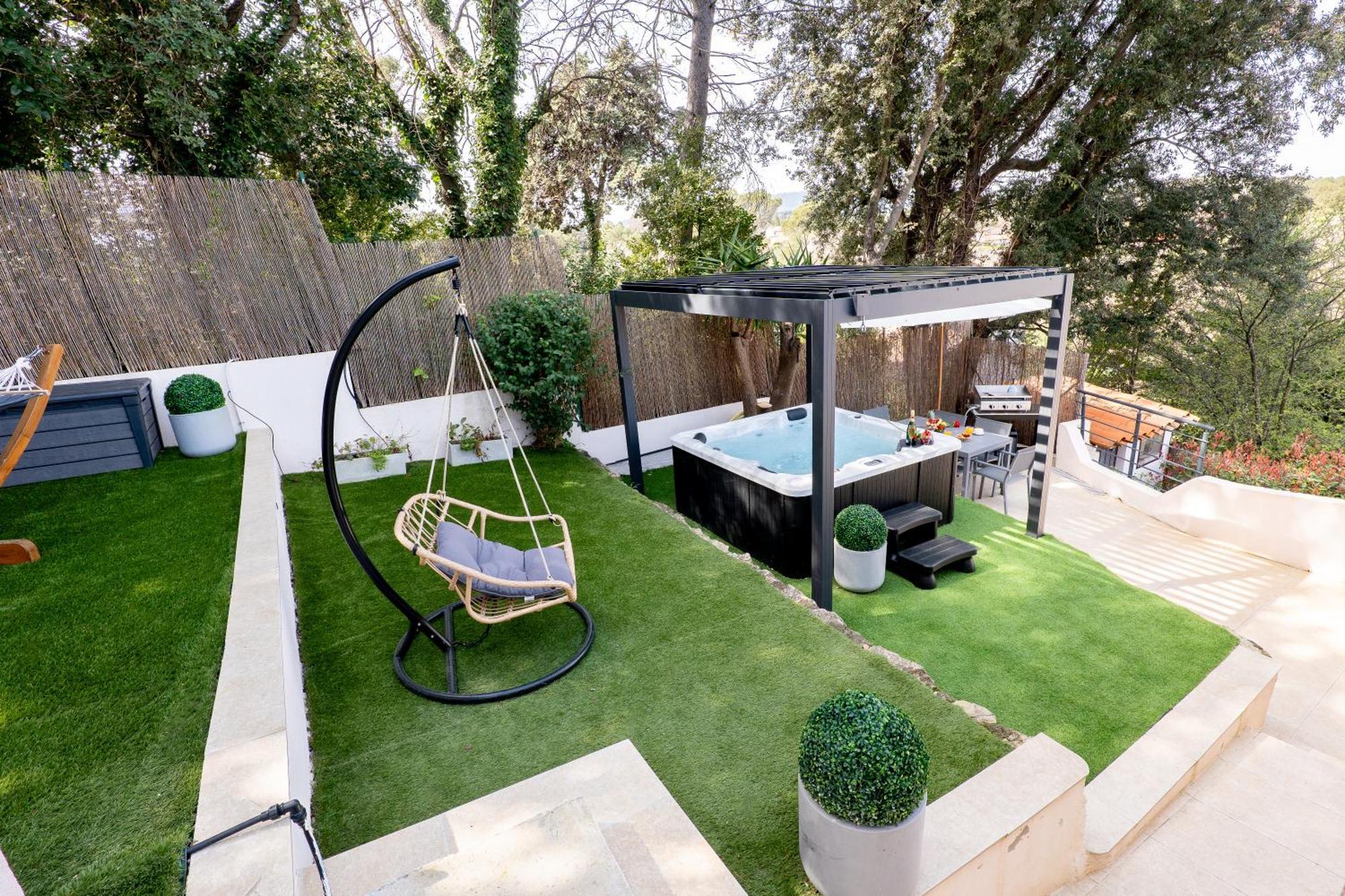 Piscine-Jacuzzi-Videoprojecteur-Clim La Perle Rare Villa Mougins Bagian luar foto