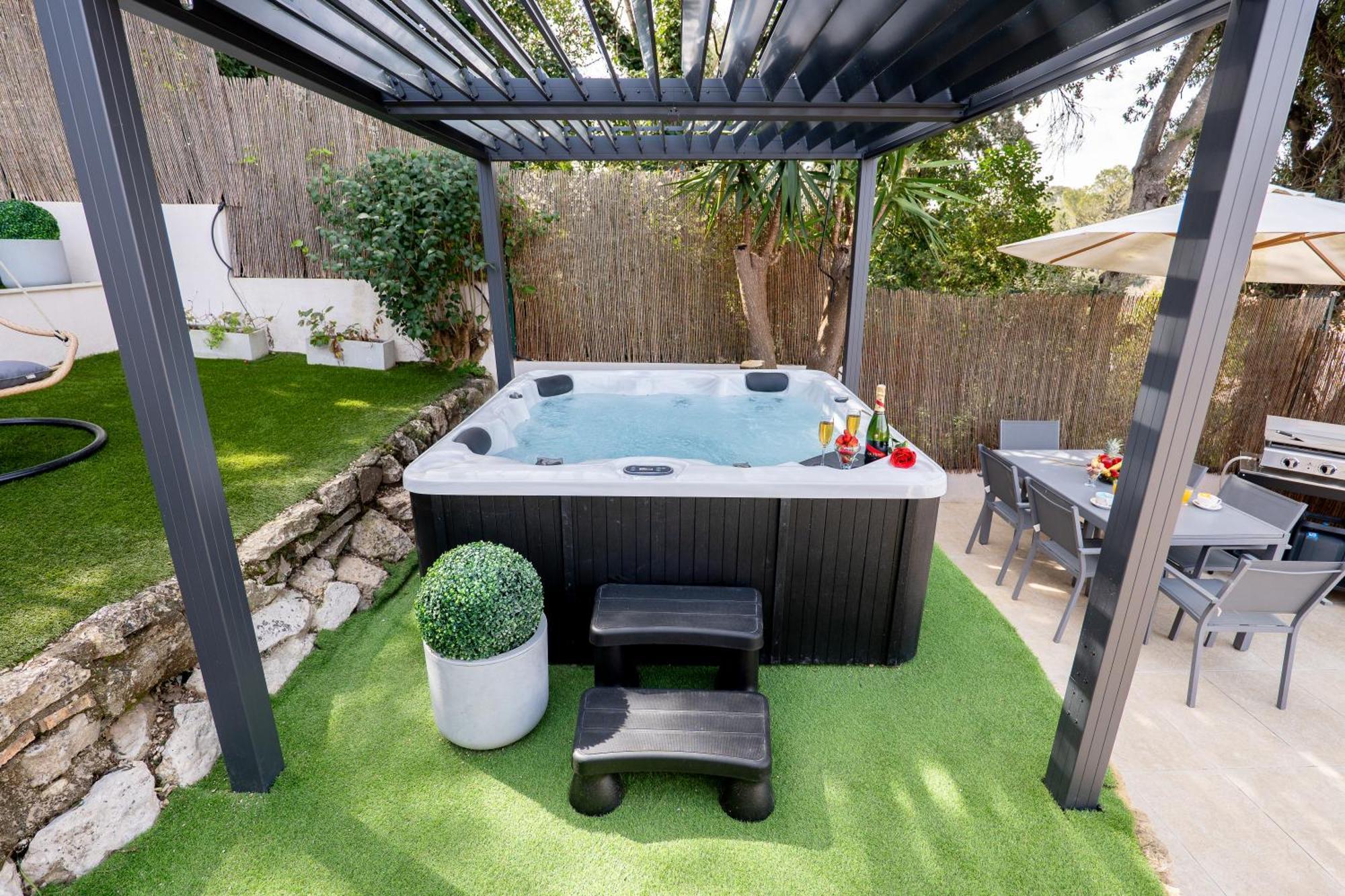 Piscine-Jacuzzi-Videoprojecteur-Clim La Perle Rare Villa Mougins Bagian luar foto
